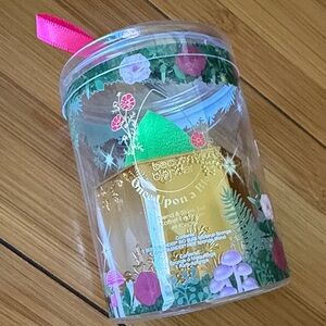 Beauty Blender Once Upon A Blend new with tags